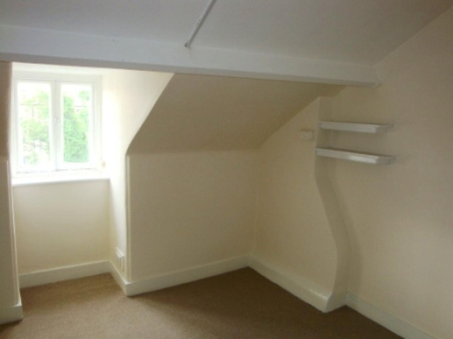 			NEWLY REFURBISHED, 3 Bedroom, 1 bath, 1 reception Flat			 Birchington Road, KILBURN